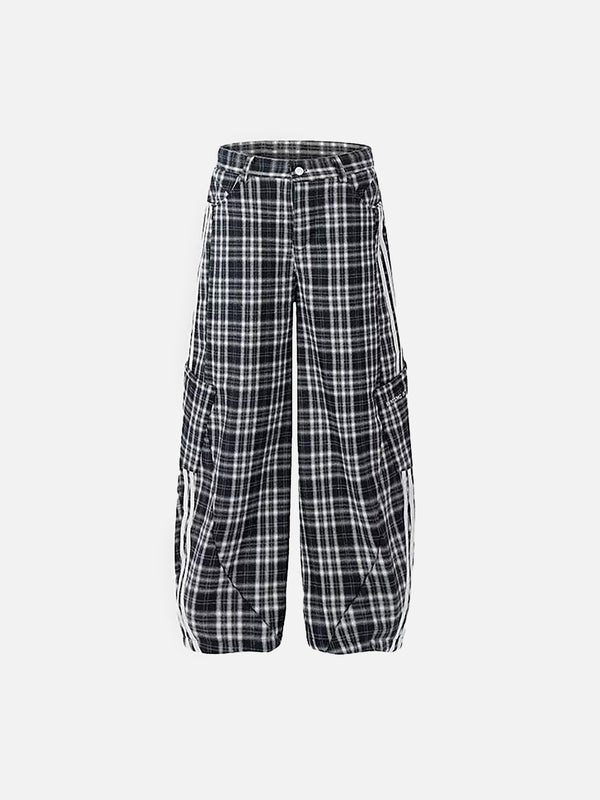 Stelluris Checkered Cargo Baggy Pants