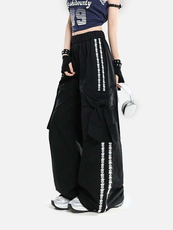 Stelluris Sporty Bowtie Baggy Pants